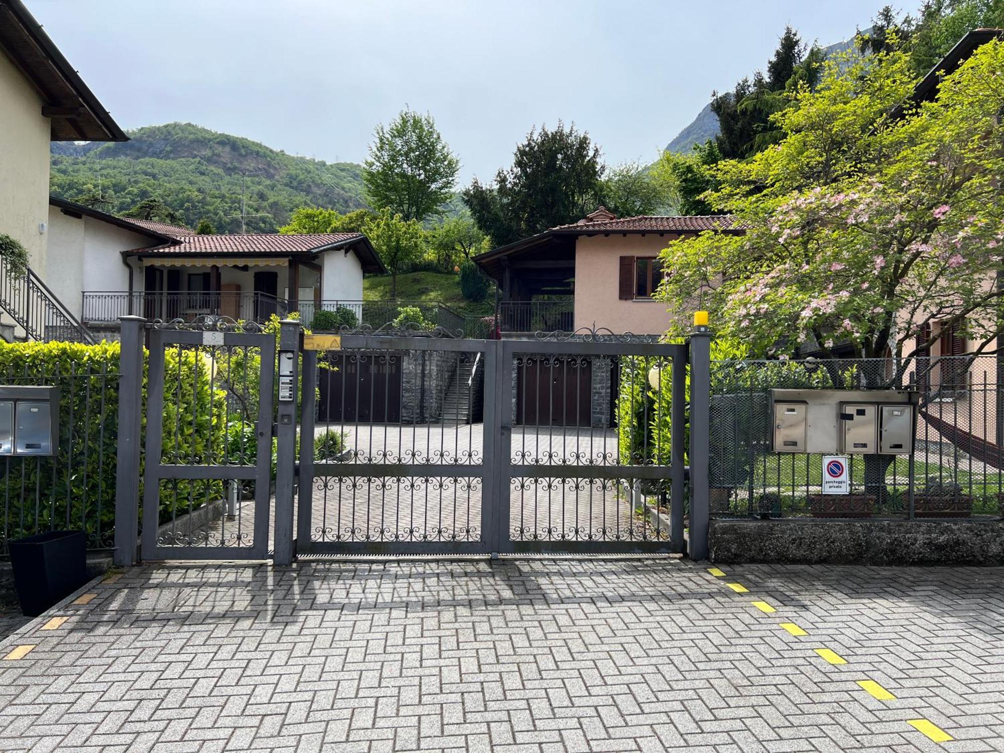 L'Acero Rosso - Giardino Privato E Box Auto Vila Menaggio Exterior foto